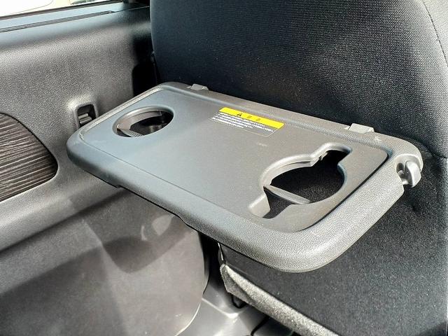 デイズルークス ハイウェイスター　Ｘ　アラビュー　電スラ　ＨＩＤライト　Ｐスタート　フォグ　スマートキー　スペアキー　電格ミラー　シートリフター　ベンチシート　リアシーリングファン　ウィンカーミラー　シートバックテーブル　ロールシェード（26枚目）