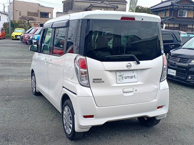 デイズルークス Ｘ　後期　エマブレ　アラビュー　電スラ　電格ミラー　スマートキー　Ｐスタート　ＥＴＣ　Ａストップ　Ｐガラス　マット　バイザー　横滑り防止　ヘッドライトレベライザー　リアシーリングファン　ロールサンシェード（10枚目）