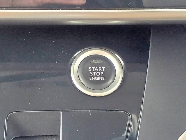 デイズルークス Ｘ　後期　エマブレ　アラビュー　電スラ　電格ミラー　スマートキー　Ｐスタート　ＥＴＣ　Ａストップ　Ｐガラス　マット　バイザー　横滑り防止　ヘッドライトレベライザー　リアシーリングファン　ロールサンシェード（21枚目）