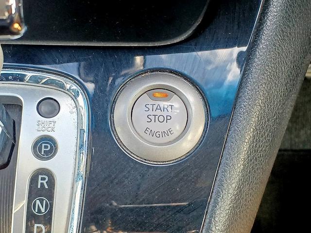 セレナ ハイウェイスター　Ｓ－ハイブリッド　後期　ナビ　地デジ　ＤＶＤ　ＢＴ　Ｂカメラ　電動スライドドア　スマートキー　Ｐスタート　クルコン　電格ミラー　Ｐガラス　ＥＴＣ　フォグ　ウィンカーミラー　車線逸脱警報★ヘッドライトレベライザー（22枚目）