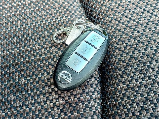 セレナ ハイウェイスター　Ｓ－ハイブリッド　後期　ナビ　地デジ　ＤＶＤ　ＢＴ　Ｂカメラ　電動スライドドア　スマートキー　Ｐスタート　クルコン　電格ミラー　Ｐガラス　ＥＴＣ　フォグ　ウィンカーミラー　車線逸脱警報★ヘッドライトレベライザー（28枚目）