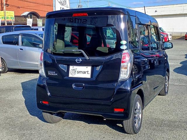 デイズルークス S 後期 CD キーレス 社外アルミ 電格ミラー Aストップ ヘッドライトレベライザー 横滑り防止 マット バイザー Pガラス リアワイパー チルトステアリング シートリフター ISOFIX ベンチシート(8枚目)