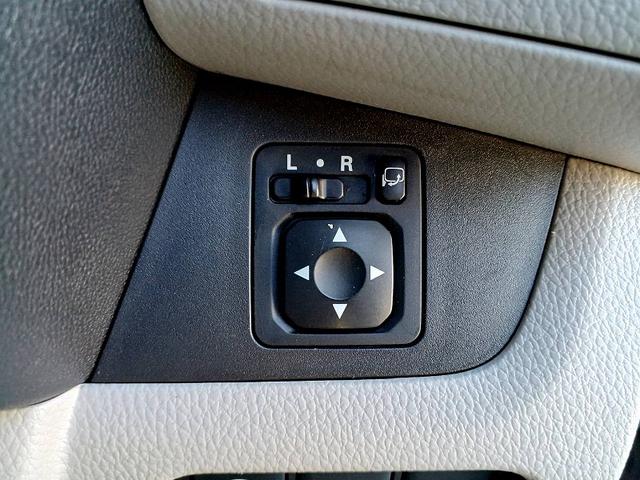 デイズルークス S 後期 CD キーレス 社外アルミ 電格ミラー Aストップ ヘッドライトレベライザー 横滑り防止 マット バイザー Pガラス リアワイパー チルトステアリング シートリフター ISOFIX ベンチシート(21枚目)