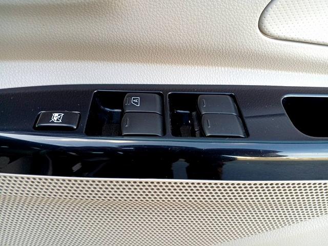 デイズルークス S 後期 CD キーレス 社外アルミ 電格ミラー Aストップ ヘッドライトレベライザー 横滑り防止 マット バイザー Pガラス リアワイパー チルトステアリング シートリフター ISOFIX ベンチシート(26枚目)