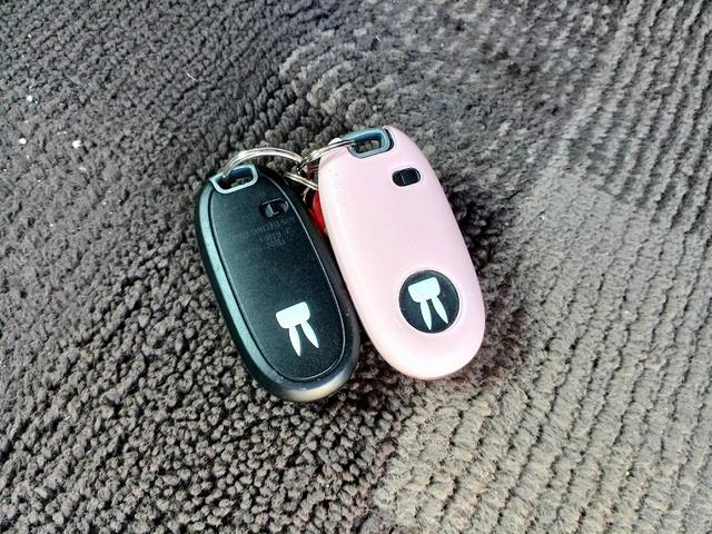 アルトラパン Ｘ　ＲＢＳ　８型ナビ　フルセグ　ＢＴ　ＤＶＤ　Ｂカメラ　ＥＴＣ　電格ミラー　スマートキー　スペアキー　Ｐスタート　Ａストップ　ＨＩＤライト　Ｐガラス　Ａライト　シートヒーター　シートリフター　アームレスト（26枚目）