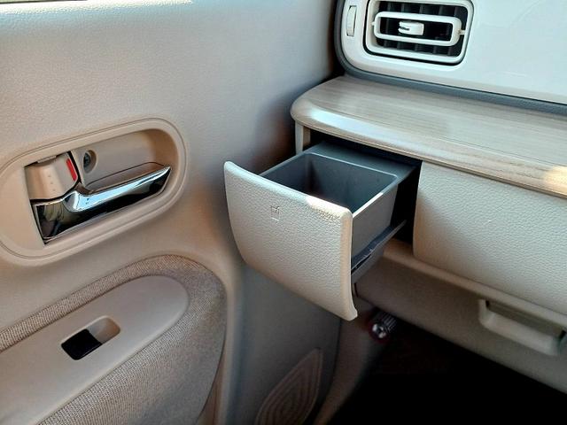 アルトラパン Ｘ　ＲＢＳ　８型ナビ　フルセグ　ＢＴ　ＤＶＤ　Ｂカメラ　ＥＴＣ　電格ミラー　スマートキー　スペアキー　Ｐスタート　Ａストップ　ＨＩＤライト　Ｐガラス　Ａライト　シートヒーター　シートリフター　アームレスト（29枚目）