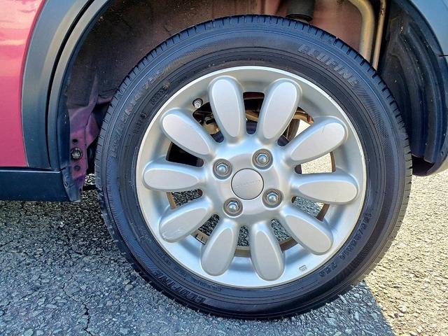 アルトラパン Ｘ　ＲＢＳ　８型ナビ　フルセグ　ＢＴ　ＤＶＤ　Ｂカメラ　ＥＴＣ　電格ミラー　スマートキー　スペアキー　Ｐスタート　Ａストップ　ＨＩＤライト　Ｐガラス　Ａライト　シートヒーター　シートリフター　アームレスト（46枚目）