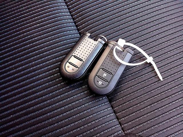 ムーヴ カスタム　ＲＳ　２トーン　ターボ　ナビ　地デジ　ＤＶＤ　Ｂカメラ　ＢＴ　ＬＥＤライト　フォグ　スマートキー　スペアキー　Ｐスタート　ステアリングスイッチ　エコアイドル　ウィンカーミラー　電格ミラー　Ａライト　ＥＴＣ（28枚目）