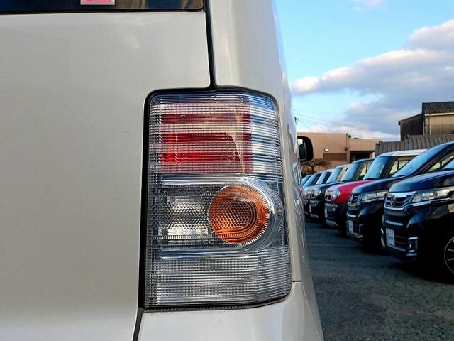 ピクシススペース カスタム　ＲＳ　ターボ　ナビ　フルセグ　ＤＶＤ　ＢＴ　Ｂカメラ　ＥＴＣ　フォグ　スマートキー　Ｐガラス　ウィンカーミラー　電格ミラー　シートリフター　ベンチシート　アームレスト　セキュリティ　マット　バイザー（43枚目）