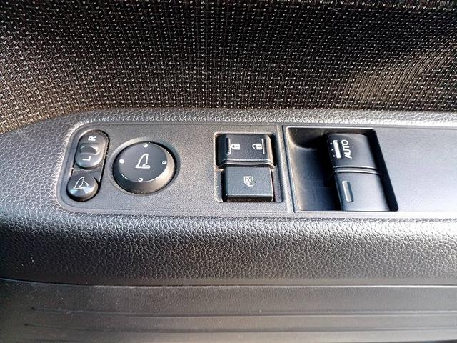 N-VAN+スタイル クール・ホンダセンシング ホンダセンシング ナビ 地デジ DVD BT Bカメラ スマートキー Pスタート スペアキー フォグ ETC ステアリングスイッチ クルコン ステリモ Pガラス マット バイザー リアワイパー 電格(34枚目)