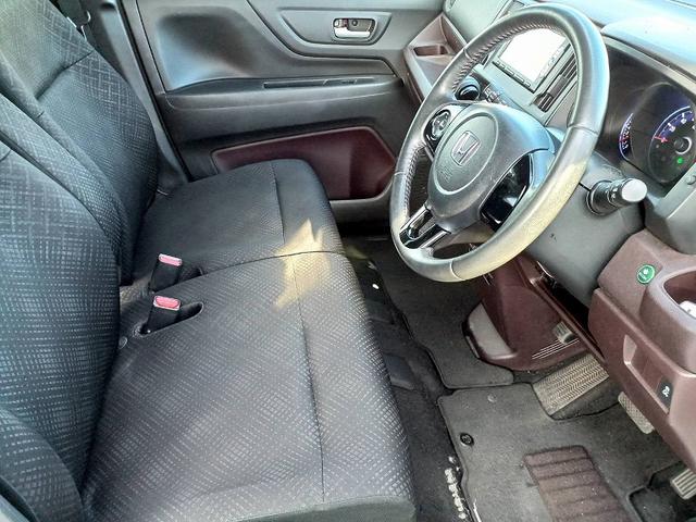 Ｎ－ＷＧＮカスタム Ｇ　ナビ　地デジ　ＤＶＤ　ＢＴ　Ｂカメラ　スマートキー　Ｐスタート　ＥＴＣ　ステアリングスイッチ　ＨＩＤライト　フォグ　Ａライト　セキュリティ　ウィンカーミラー　電格ミラー　Ｐガラス　横滑り防止　ＥＣＯＮ（12枚目）