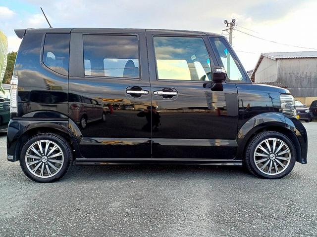 Ｎ－ＢＯＸカスタム Ｇ　ターボＳＳパッケージ　ＣＴＢＡ　８型ナビ　フルセグ　ＤＶＤ　ＢＴ　両電スラ　ターボ　クルコン　フォグ　ＨＩＤライト　Ｂカメラ　スマートキー　Ｐスタート　ベンチシート　アームレスト　Ｐガラス　Ｐシフト　Ａライト　ステリモ（7枚目）