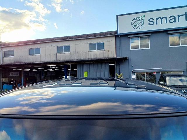 Ｎ－ＢＯＸカスタム Ｇ　ターボＳＳパッケージ　ＣＴＢＡ　８型ナビ　フルセグ　ＤＶＤ　ＢＴ　両電スラ　ターボ　クルコン　フォグ　ＨＩＤライト　Ｂカメラ　スマートキー　Ｐスタート　ベンチシート　アームレスト　Ｐガラス　Ｐシフト　Ａライト　ステリモ（49枚目）