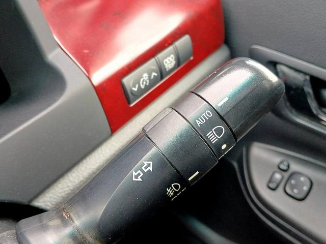 アルファード ２４０Ｓ　両側電動スライドドア　ナビ　地デジ　ＤＶＤ　ＢＴ　Ｂカメラ　ＥＴＣ　ＨＩＤライト　フォグ　社外アルミ　電格ミラー　スマートキー　Ｐスタート　Ａライト　ステリモ　横滑り防止　Ｐガラス　マット　バイザー（24枚目）