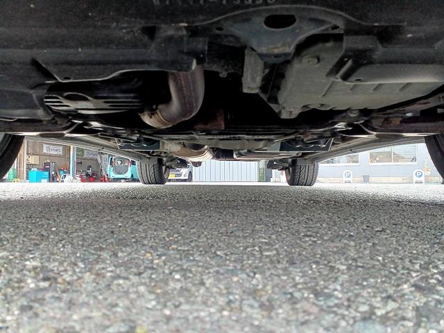 アルファード ２４０Ｓ　両側電動スライドドア　ナビ　地デジ　ＤＶＤ　ＢＴ　Ｂカメラ　ＥＴＣ　ＨＩＤライト　フォグ　社外アルミ　電格ミラー　スマートキー　Ｐスタート　Ａライト　ステリモ　横滑り防止　Ｐガラス　マット　バイザー（49枚目）