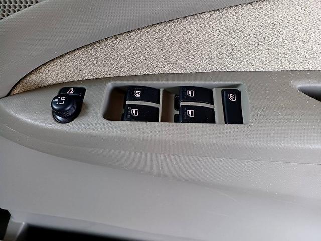 ムーヴ Ｌ　後期　純正ナビ　地デジ　エコアイドル　電格ミラー　キーレス　Ｐガラス　フロアマット　バイザー　リアワイパー　セキュリティ　ベンチシート　アームレスト　ＩＳＯＦＩＸ　ヘッドライトレベライザー　ＡＢＳ（23枚目）