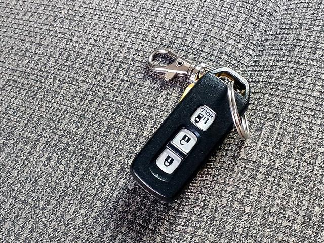 N-BOX G・Lホンダセンシング ホンダセンシング 純正ナビ フルセグ DVD BT 電動スライドドア Bカメラ ETC LEDライト スマートキー Pスタート 車線逸脱警報 横滑り防止機能 Aライト ステリモ クルコン Pガラス(31枚目)