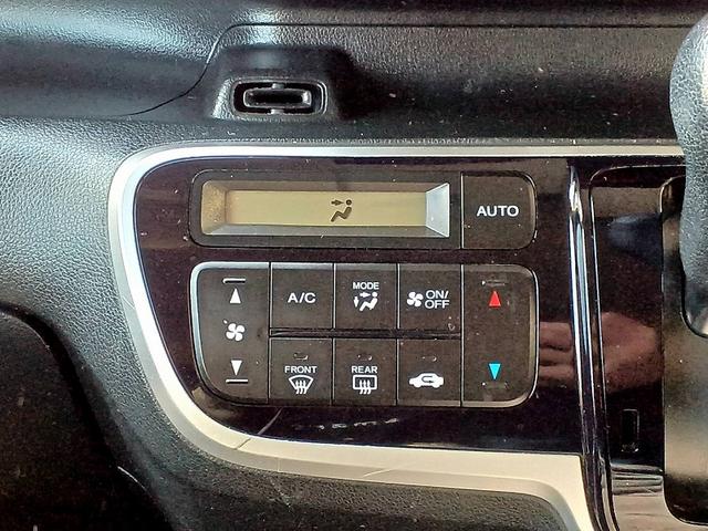 Ｎ－ＢＯＸカスタム Ｇ・Ｌパッケージ　後期　ナビ　地デジ　ＤＶＤ　ＢＴ　Ｂカメラ　電スラ　ＥＴＣ　ＨＩＤライト　フォグ　ウィンカーミラー　電格ミラー　シートリフター　スマートキー　Ｐスタート　ステリモ　Ａライト　Ａストップ　Ｐガラス（19枚目）