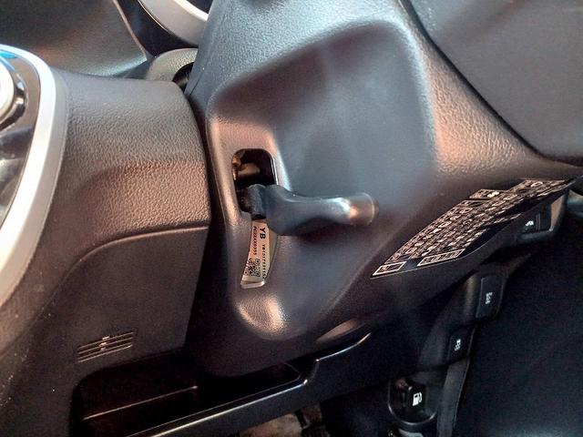 Ｎ－ＢＯＸカスタム Ｇ・Ｌパッケージ　後期　ナビ　地デジ　ＤＶＤ　ＢＴ　Ｂカメラ　電スラ　ＥＴＣ　ＨＩＤライト　フォグ　ウィンカーミラー　電格ミラー　シートリフター　スマートキー　Ｐスタート　ステリモ　Ａライト　Ａストップ　Ｐガラス（33枚目）