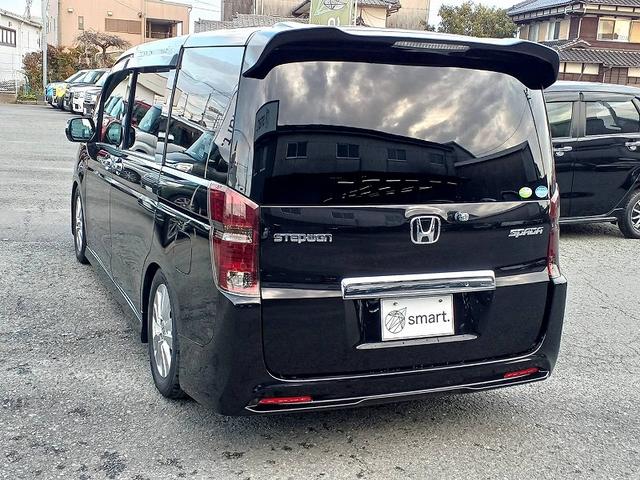 ステップワゴンスパーダ Ｚ　ナビ　フルセグ　ＤＶＤ　ＢＴ　Ｂカメラ　両電ドア　フリップダウン　ＨＩＤライト　フォグ　ローダウン　シートカバー　電格ミラー　シートリフター　ウィンカーミラー　ステリモ　スマートキー　ＥＴＣ（10枚目）