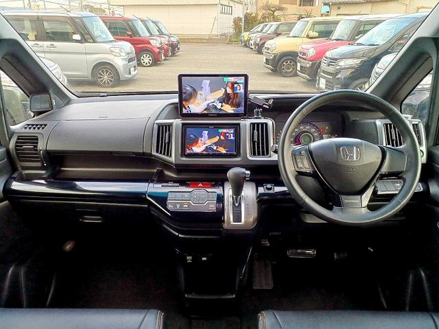 ステップワゴンスパーダ Ｚ　ナビ　フルセグ　ＤＶＤ　ＢＴ　Ｂカメラ　両電ドア　フリップダウン　ＨＩＤライト　フォグ　ローダウン　シートカバー　電格ミラー　シートリフター　ウィンカーミラー　ステリモ　スマートキー　ＥＴＣ（11枚目）