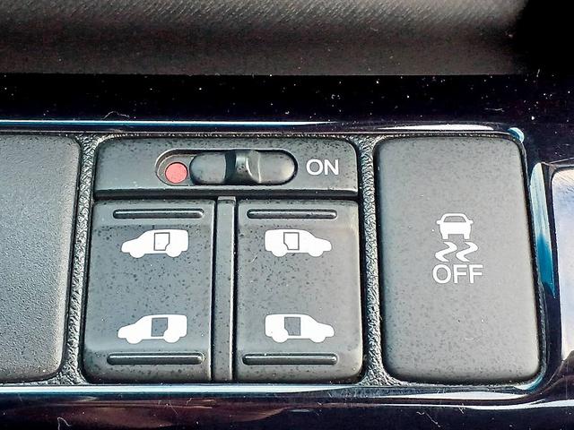 ステップワゴンスパーダ Ｚ　ナビ　フルセグ　ＤＶＤ　ＢＴ　Ｂカメラ　両電ドア　フリップダウン　ＨＩＤライト　フォグ　ローダウン　シートカバー　電格ミラー　シートリフター　ウィンカーミラー　ステリモ　スマートキー　ＥＴＣ（23枚目）