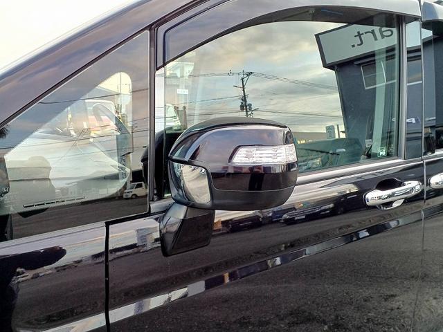 ステップワゴンスパーダ Ｚ　ナビ　フルセグ　ＤＶＤ　ＢＴ　Ｂカメラ　両電ドア　フリップダウン　ＨＩＤライト　フォグ　ローダウン　シートカバー　電格ミラー　シートリフター　ウィンカーミラー　ステリモ　スマートキー　ＥＴＣ（37枚目）