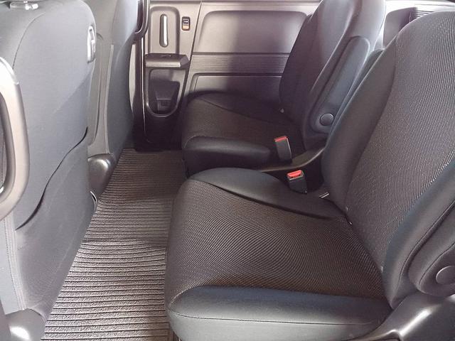 フリードハイブリッド ジャストセレクション　ナビ　フルセグ　ＤＶＤ　ＢＴ　Ｂカメラ　電動スライドドア　フリップダウン　スマートキー　クルコン　ステリモ　電格ミラー　Ｐガラス　シートリフター　横滑り防止機能　チルトステアリング　ウィンカーミラー（14枚目）