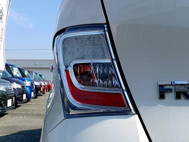 フリードハイブリッド ジャストセレクション　ナビ　フルセグ　ＤＶＤ　ＢＴ　Ｂカメラ　電動スライドドア　フリップダウン　スマートキー　クルコン　ステリモ　電格ミラー　Ｐガラス　シートリフター　横滑り防止機能　チルトステアリング　ウィンカーミラー（43枚目）