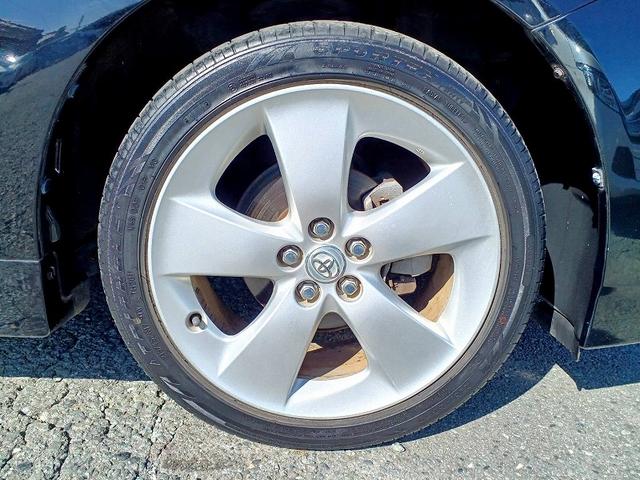 プリウス Ｓツーリングセレクション　ナビ　地デジ　Ｂカメラ　ＬＥＤライト　フォグ　スマートキー　Ｐスタート　スペアキー　ＥＴＣ　電格　Ａライト　ステリモ　チルトステアリング　マット　バイザー　シートリフター　ウィンカーミラー　アルミ（37枚目）