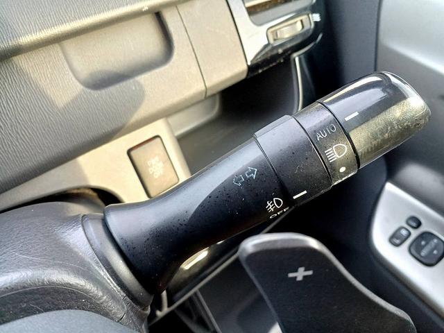 ヴォクシー ZS 煌II ナビ 地デジ BT Bカメラ 両電スラ HIDライト フォグ ETC スマートキー Pスタート スペアキー ステリモ 電格ミラー Pガラス 社外アルミ マット バイザー リアワイパー ウィンカーミラー(24枚目)