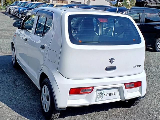 アルト F レーダーブレーキサポート CD ラジオ 横滑り防止 ISOFIX バイザー ヘッドライトレベライザー サンバイザー ACソケット ABS SRSエアバック ドリンクホルダー(9枚目)