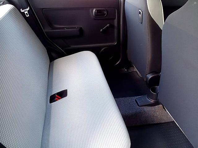 アルト F レーダーブレーキサポート CD ラジオ 横滑り防止 ISOFIX バイザー ヘッドライトレベライザー サンバイザー ACソケット ABS SRSエアバック ドリンクホルダー(13枚目)