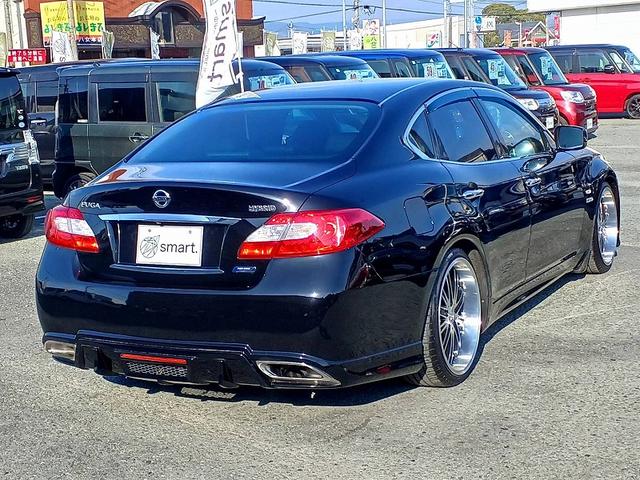 フーガハイブリッド ベースグレード　レザーシート　ナビ　地デジ　ローダウン　Ｂカメラ　２０インチアルミ　Ｍシート　Ｐシート　シートヒーター　ＨＩＤライト　フォグ　スマートキー　Ｐスタート　ＥＴＣ　クルコン　ステリモ　Ａライト　電格ミラー（7枚目）