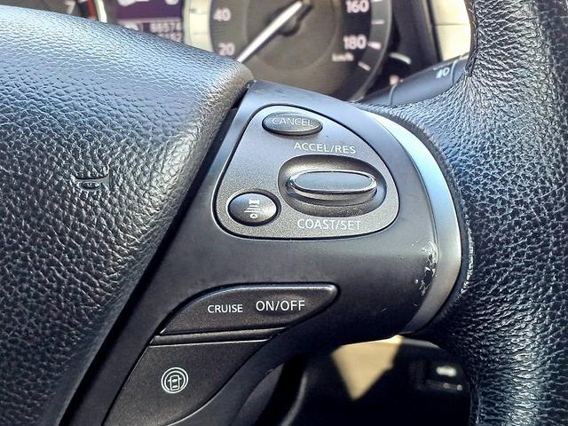 フーガハイブリッド ベースグレード　レザーシート　ナビ　地デジ　ローダウン　Ｂカメラ　２０インチアルミ　Ｍシート　Ｐシート　シートヒーター　ＨＩＤライト　フォグ　スマートキー　Ｐスタート　ＥＴＣ　クルコン　ステリモ　Ａライト　電格ミラー（22枚目）