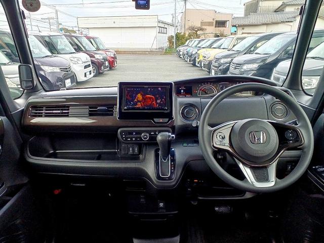 Ｎ－ＢＯＸカスタム Ｇ・Ｌ　ナビ　フルセグ　ＤＶＤ　ＢＴ　Ｂカメラ　電動スライドドア　ＬＥＤライト　フォグ　ステリモ　ＥＴＣ　Ａライト　スマートキー　スペアキー　Ｐスタート　Ｐガラス　ベンチシート　アームレスト　電格ミラー（10枚目）