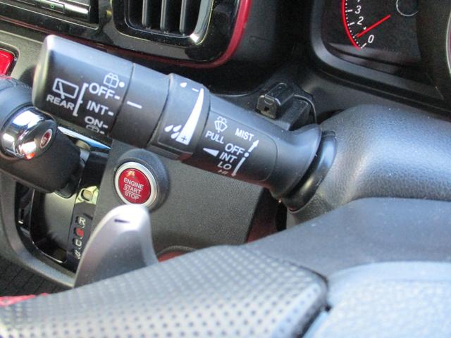 Ｎ－ＯＮＥ ＲＳ　ＩＣターボワンオーナー禁煙車ナビＴＶバツクカメラプツシュスターターアイドリングストツプスマートキー軽減ブレーキパドルシフトＥＴＣ前後ドライブレコーダーＬＥＤライトフオグハーフレザーシート（27枚目）