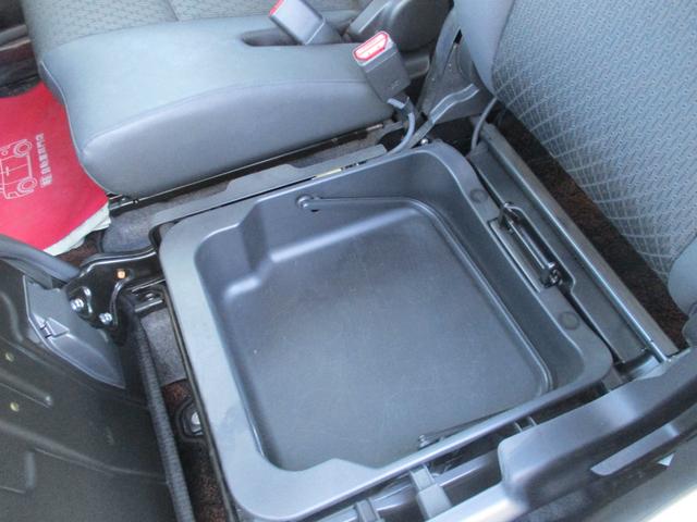 スペーシアカスタム ハイブリッドXSターボ ワンオーナー禁煙車8インチナビTV全方位モニタープツシュスターターアイドリングストツプスマートキー両側パワースライドドアETCシートヒーターLEDライトフオグパドルシフトオートライトドラレコ(43枚目)