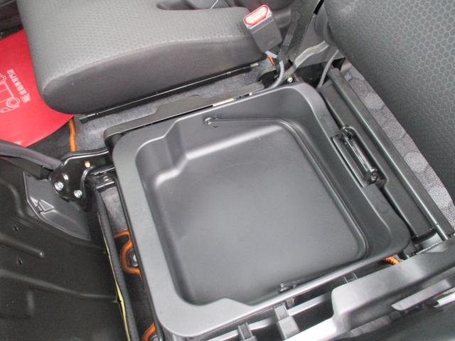 スペーシアギア ハイブリッドＸＺ　ワンオーナー禁煙車８インチナビＴＶ全方位モニター両側パワースライドドアＬＥＤライトフオグシートヒーター軽減ブレーキリヤアシストセンサースマートキープツシュスターターアイドリングストツプドラレコＥＴＣ（46枚目）