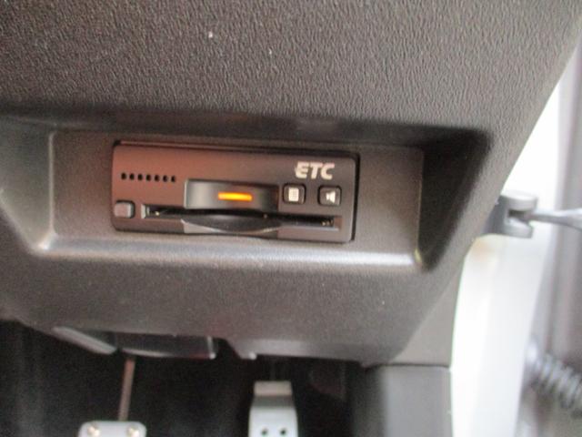 ジムニー ＸＬ　２インチリフトアツプ前後トーションバー装備社外アルミサイドステップルーフキャリアリヤラダー社外ＬＥＤライトレザーシートカバー社外コンビステアリングナビＴＶバツクカメラプツシュスタータースマートキー（46枚目）