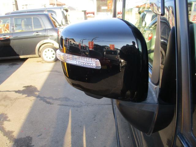 スペーシアカスタム ハイブリッドＸＳ　ワンオーナー禁煙車８インチナビＴＶ全方位モニター走行中ＯＫ両側パワースライドドア軽減ブレーキリヤアシストセンサースプツシュスタータースマートキーアイドリングストップＬＥＤライトフオグＥＴＣ（15枚目）