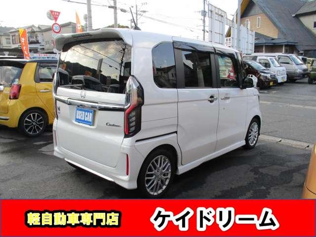 Ｎ－ＢＯＸカスタム Ｌターボ　ワンオーナー禁煙車８インチナビＴＶバツクカメラプツシュスタータースマートキー両側パワースライドドア軽減ブレーキリヤアシストセンサーシートヒーターＵＳＢＬＥＤライトフオグパドルシフトフルエアロ（11枚目）