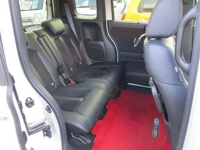 Ｎ－ＢＯＸカスタム Ｌターボ　ワンオーナー禁煙車８インチナビＴＶバツクカメラプツシュスタータースマートキー両側パワースライドドア軽減ブレーキリヤアシストセンサーシートヒーターＵＳＢＬＥＤライトフオグパドルシフトフルエアロ（14枚目）