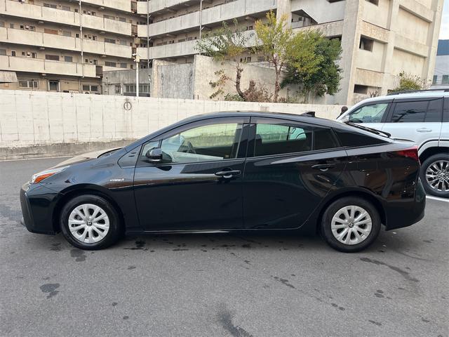 プリウス S ETC レーンアシスト オートクルーズコントロール 衝突被害軽減システム アルミホイール LEDヘッドランプ CVT スマートキー アイドリングストップ 盗難防止システム 衝突安全ボディ ABS(16枚目)