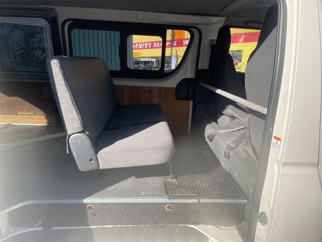 レジアスエースバン ＤＸ　ドライブレコーダー　ＥＴＣ　バックカメラ　ナビ　衝突被害軽減システム　両側スライドドア　オートマチックハイビーム　キーレスエントリー　電動格納ミラー　ＡＴ　エアコン　パワーウィンドウ　運転席エアバッグ（10枚目）