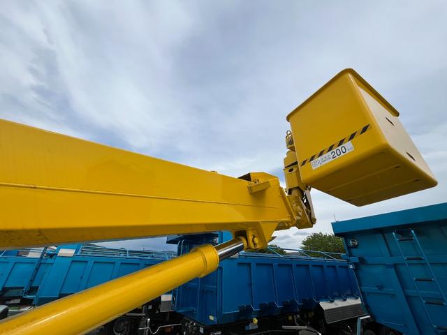 デュトロ 高所作業車 MT 後輪ダブル エアコン パワーウィンドウ(10枚目)