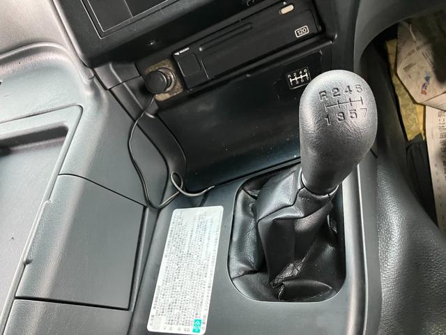 スーパーグレート 　ＭＴ　エアコン　パワーウィンドウ　ＣＤ　全塗装済　車検Ｒ８年６月（15枚目）