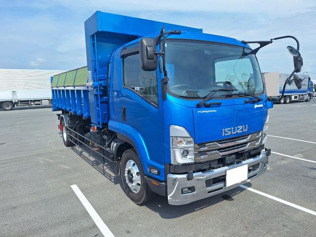 フォワード 　ＧＶＷ１４．５ｔ　７．６増トンダンプ　カスタム仕様　登録済未使用車（34枚目）