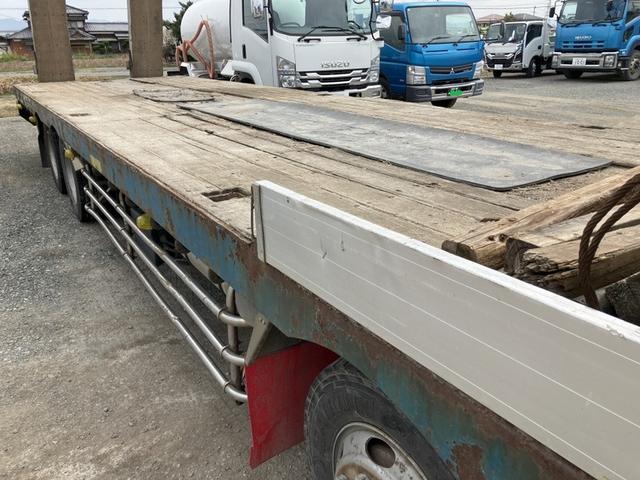 スーパーグレート ベースグレード　トラック重機運搬車　ウインチ付　ハイジャッキ自動銅板付フジタボディ製（6枚目）