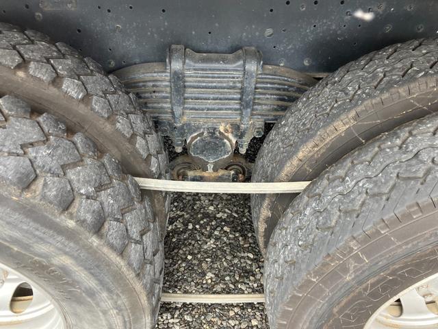 ギガ ダンプ 後輪ダブル バックカメラ ETC(9枚目)